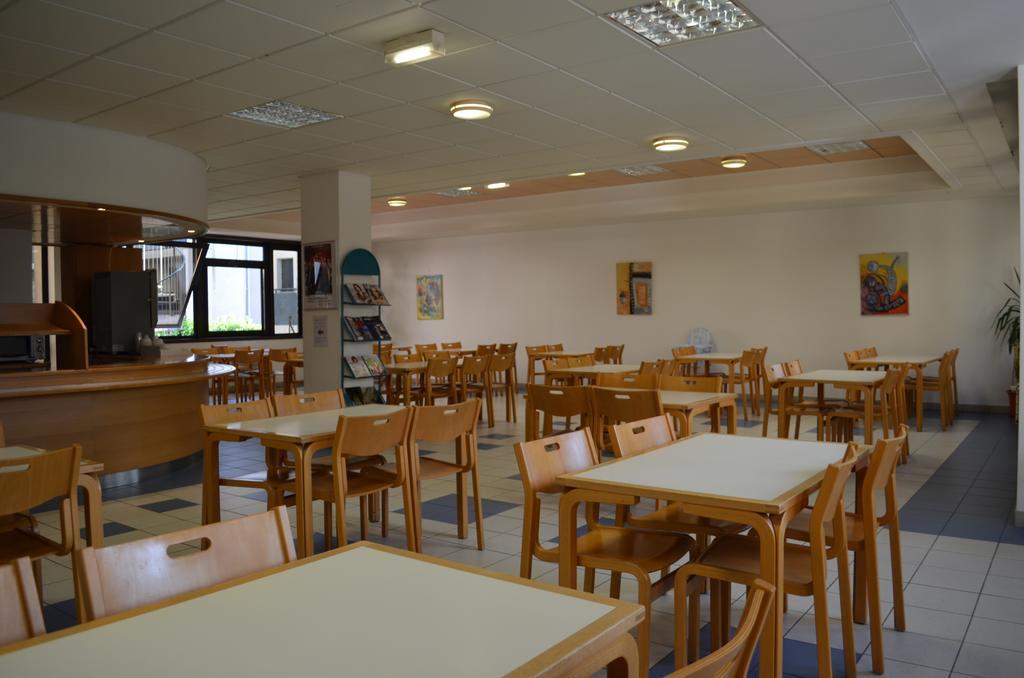Kyriad Direct Montauban Centre Εξωτερικό φωτογραφία