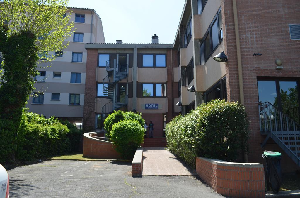 Kyriad Direct Montauban Centre Εξωτερικό φωτογραφία